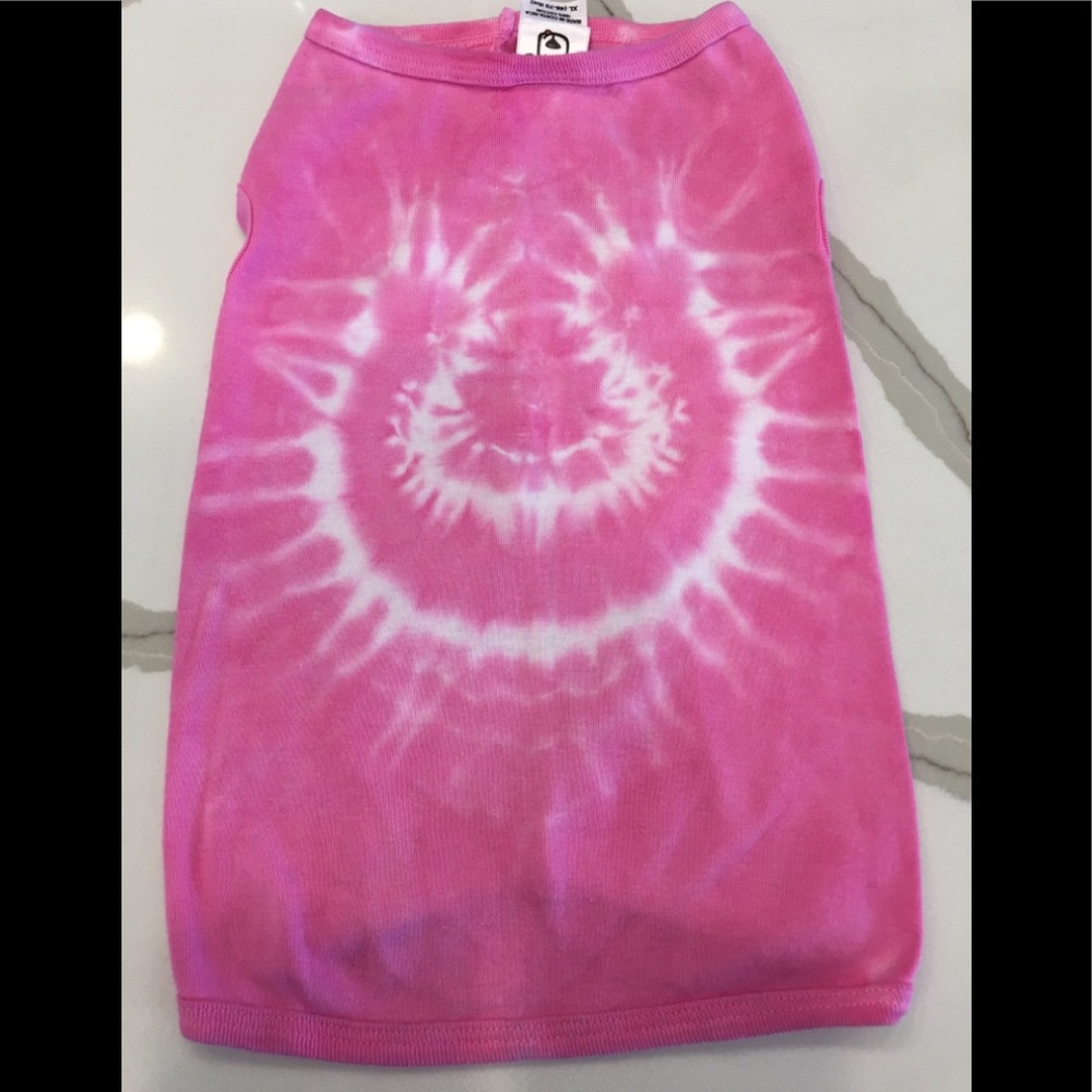 ***SALE***NWOT Custom Tie-Dyed Lucky Horseshoe Doggie Tee